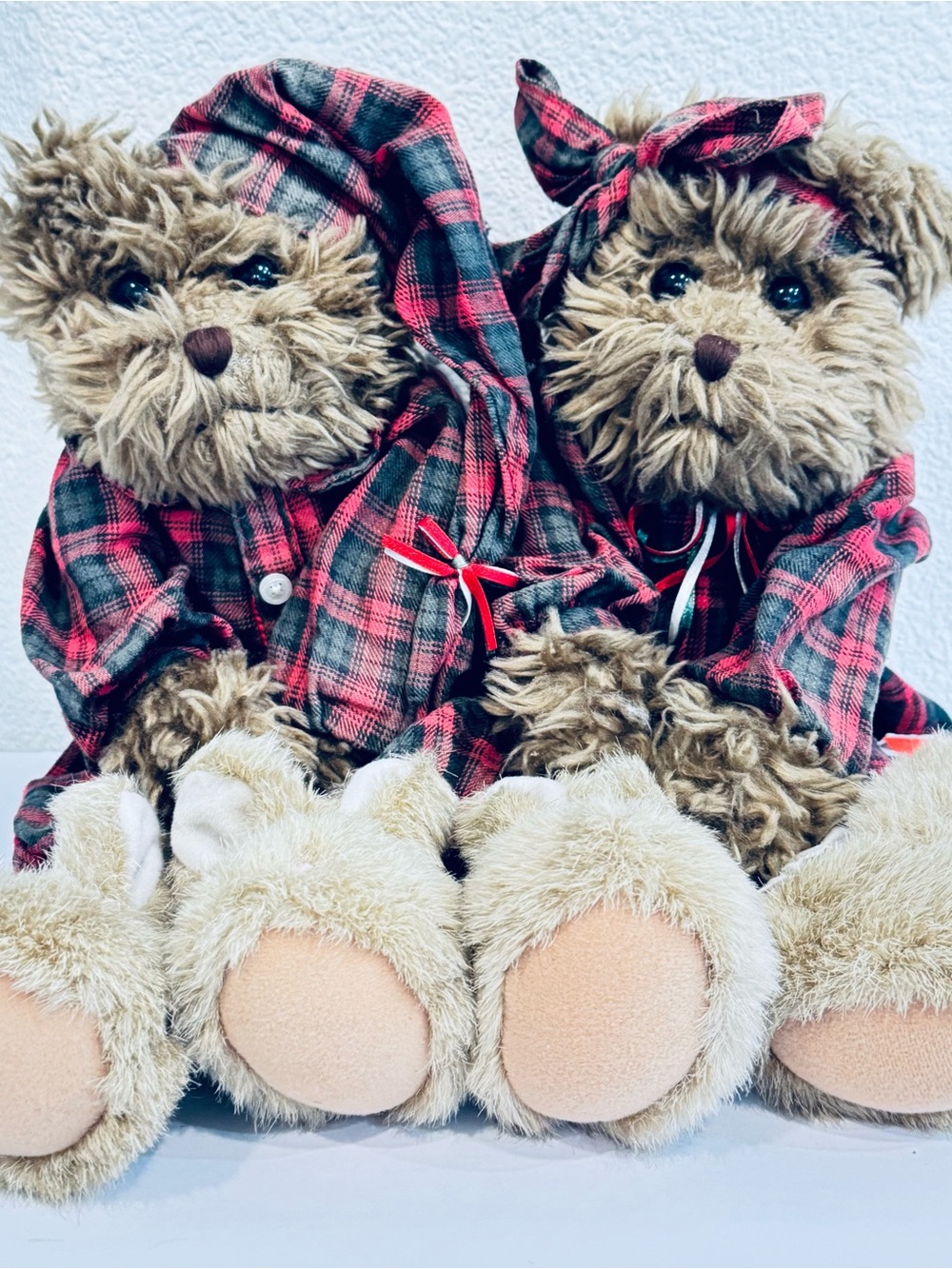 Children's Plush Bear Pajama Set in Red Plaid - Cozy Two-Piece Sleepwear